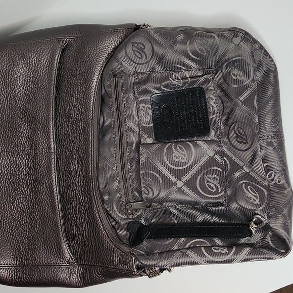 Brighton Bag with Heart Tassel - Picture 4 of 7